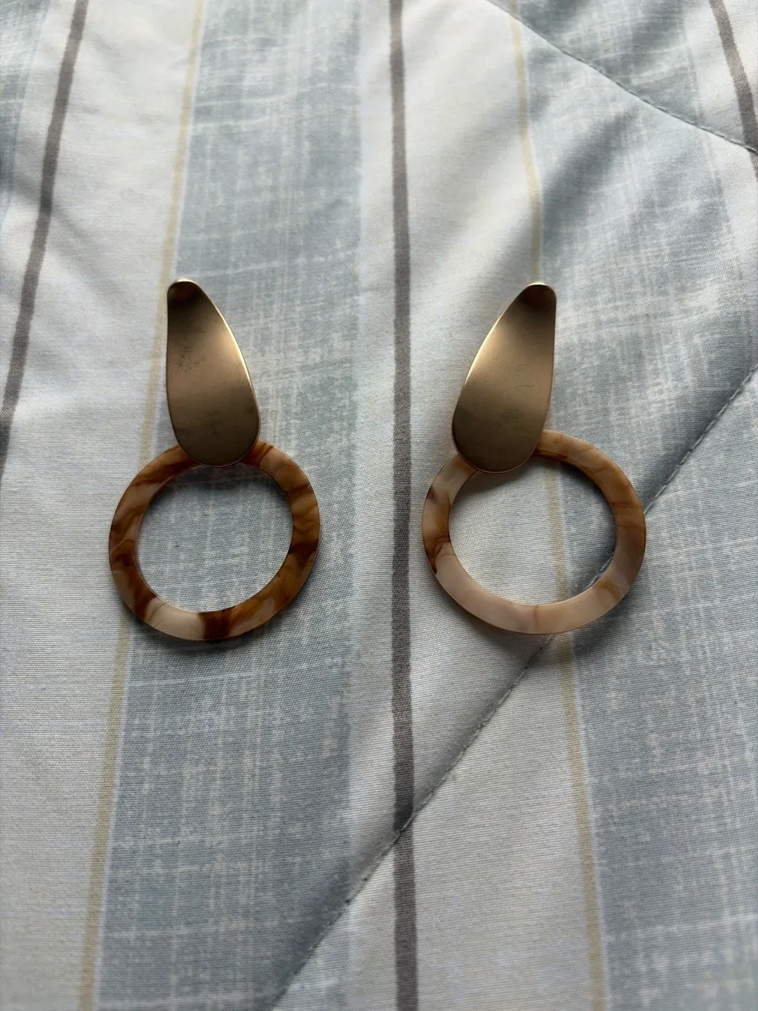 Earrings - Gold & Tortoise Shell