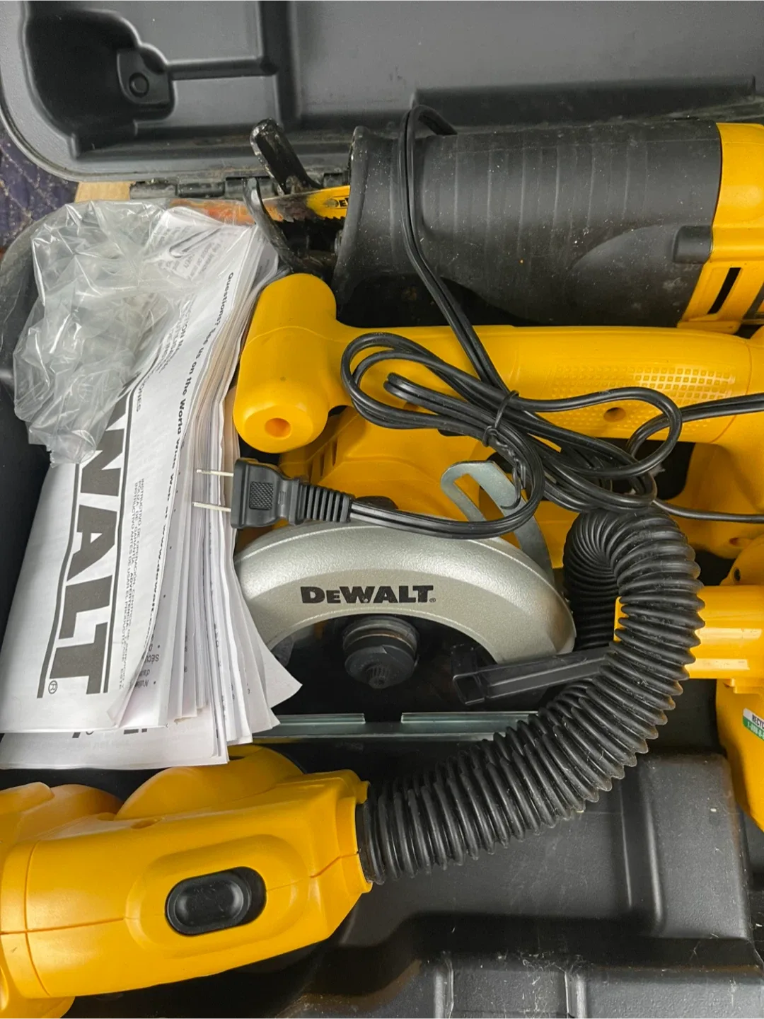 DeWalt 14.4V Cordless Power Tool Set