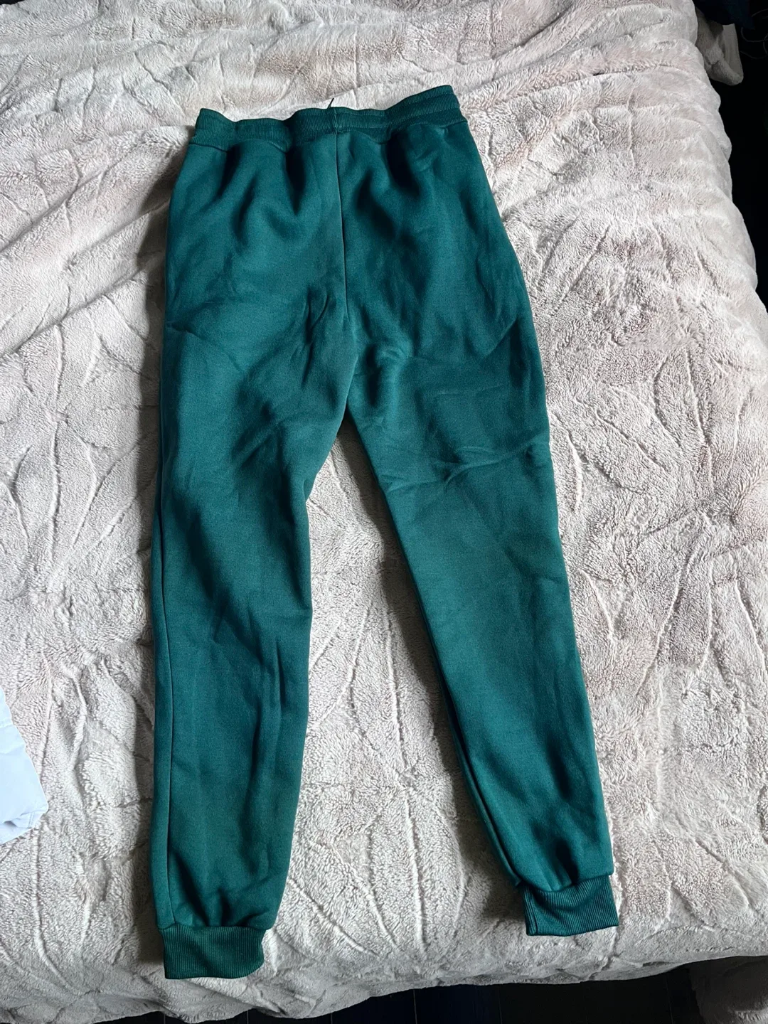 Green Sweatpants - Size Medium image indicator(2)