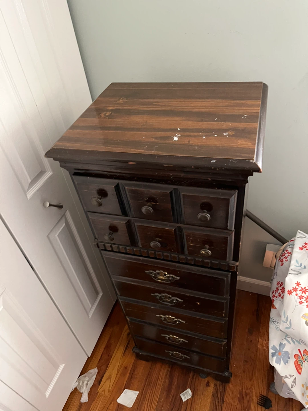 Wooden 8-Drawer Dresser - photo 2