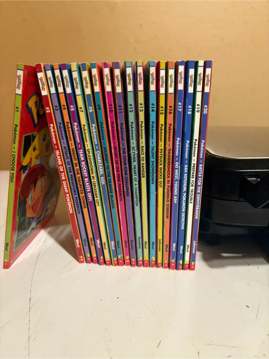 Pokémon Scholastic Chapter Book Bundle