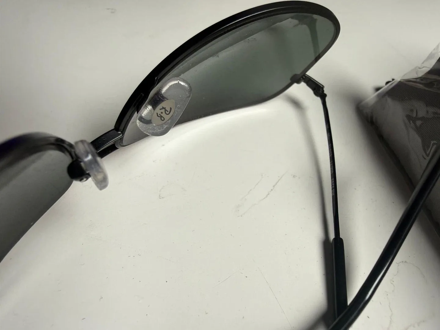 Ray-Ban Aviator Sunglasses - Black image indicator(3)