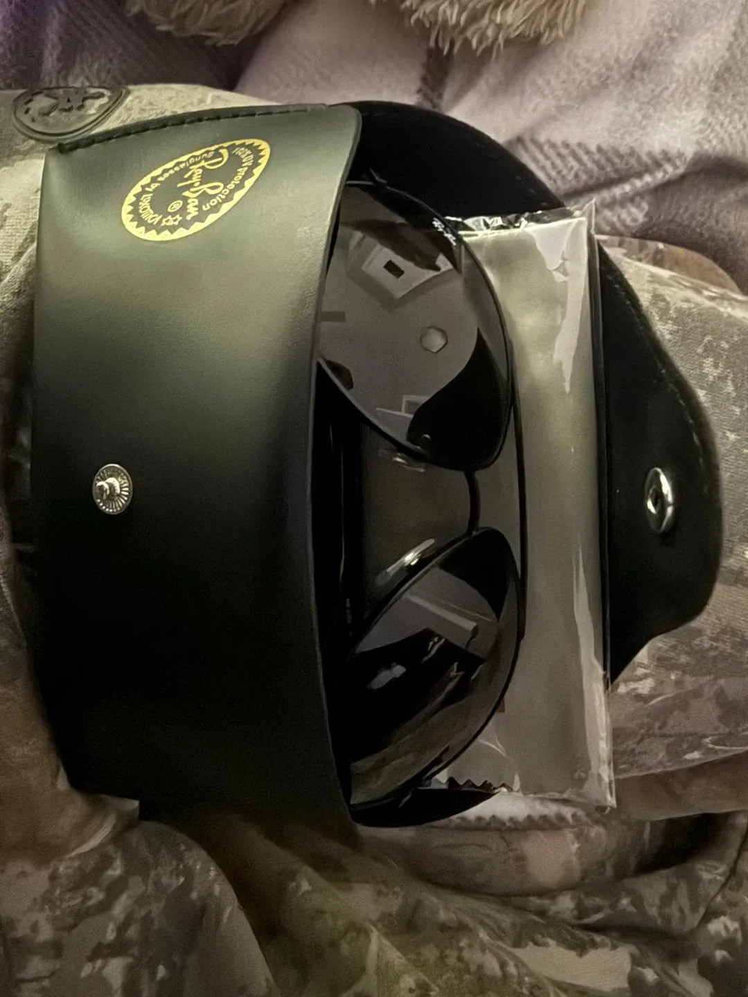 Ray-Ban Aviator Sunglasses - Black