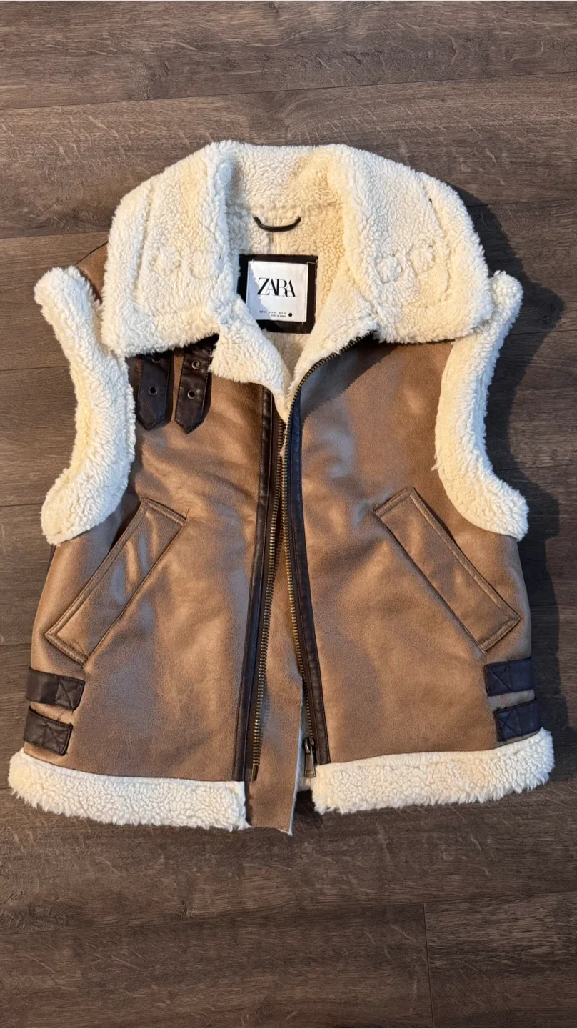 Zara Faux Leather & Sherpa Vest - Size XS