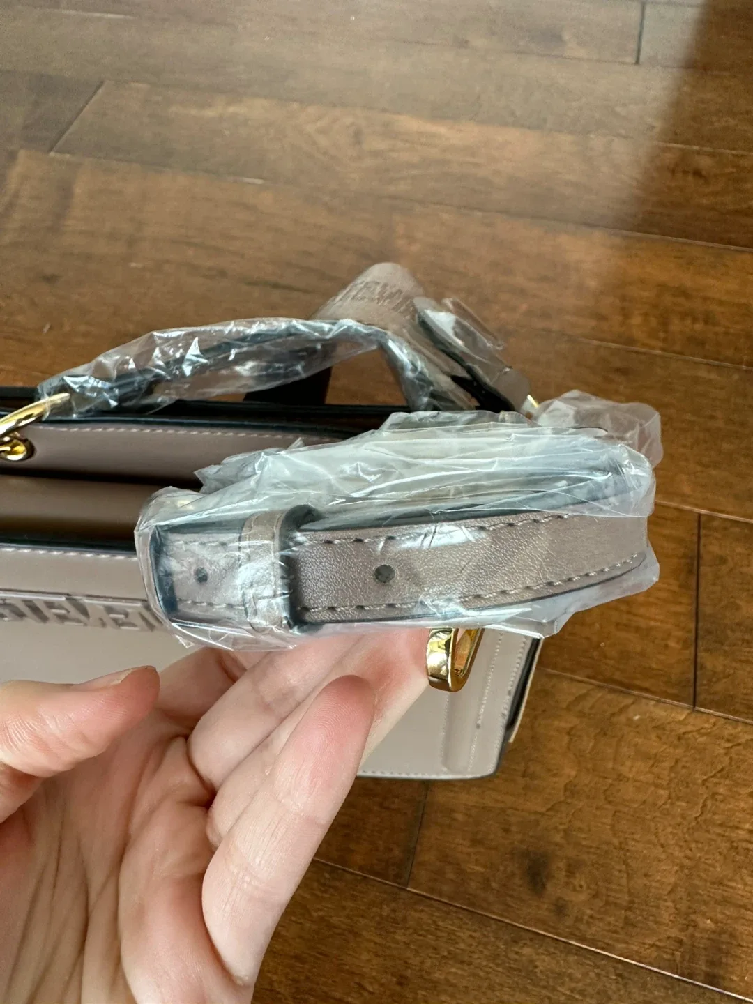 New Steve Madden Crossbody Bag image indicator(2)