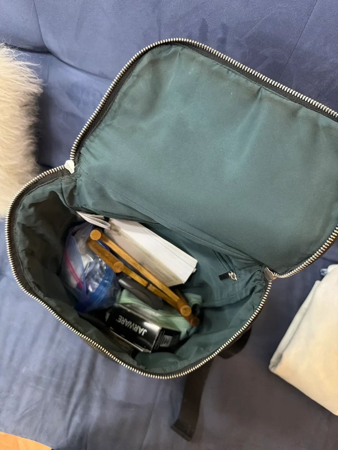 Matt & Nat Black Backpack image indicator(3)