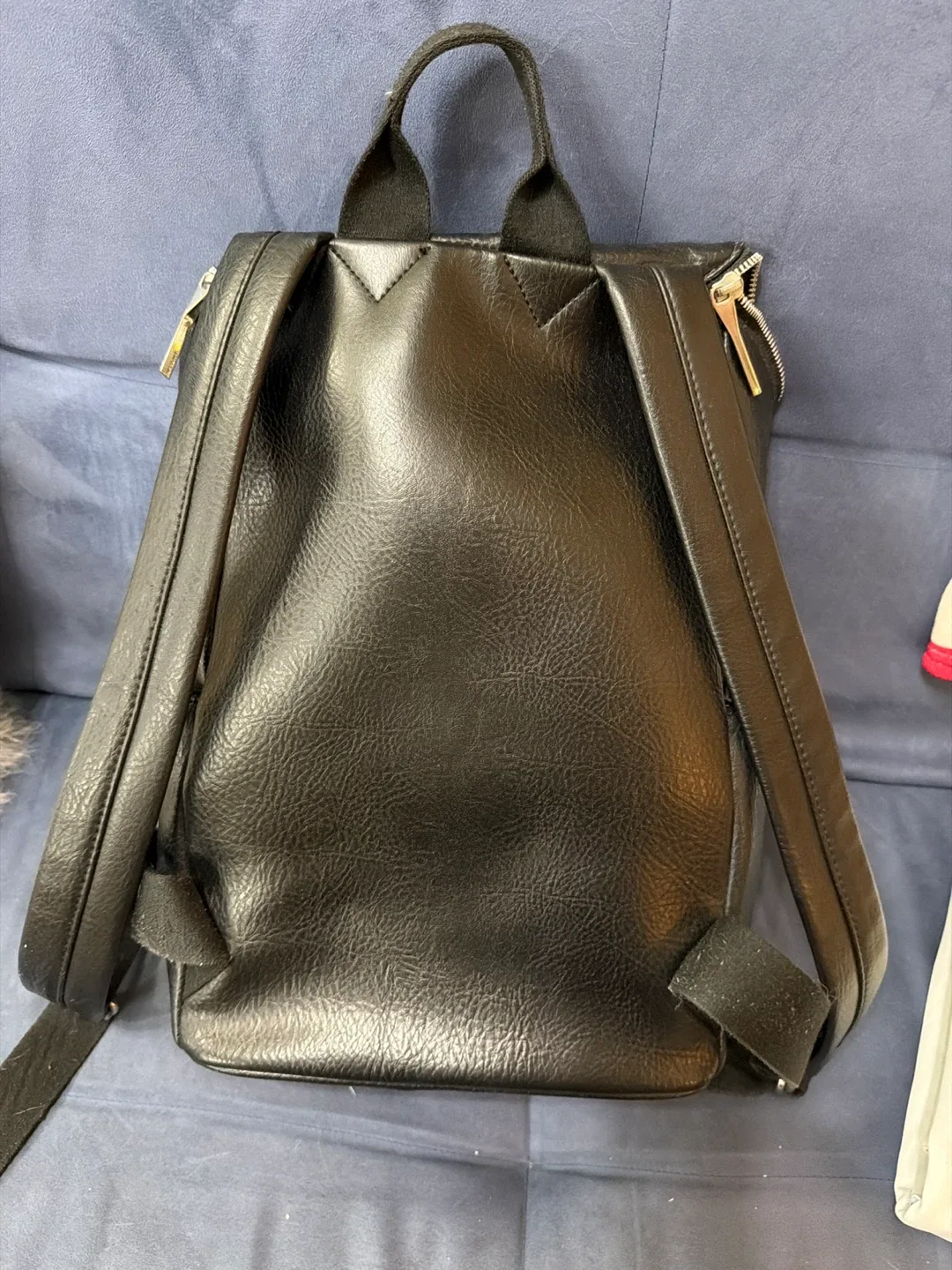 Matt & Nat Black Backpack image indicator(2)