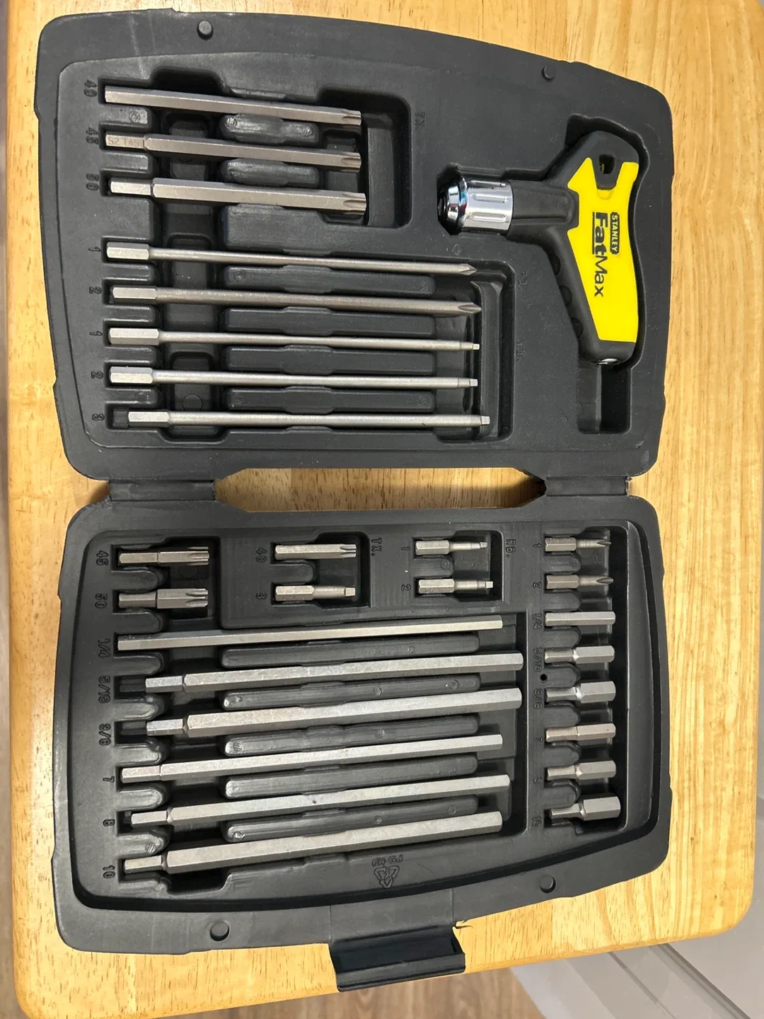 Stanley FatMax Ratcheting T-handle Screwdriver and Bit Set