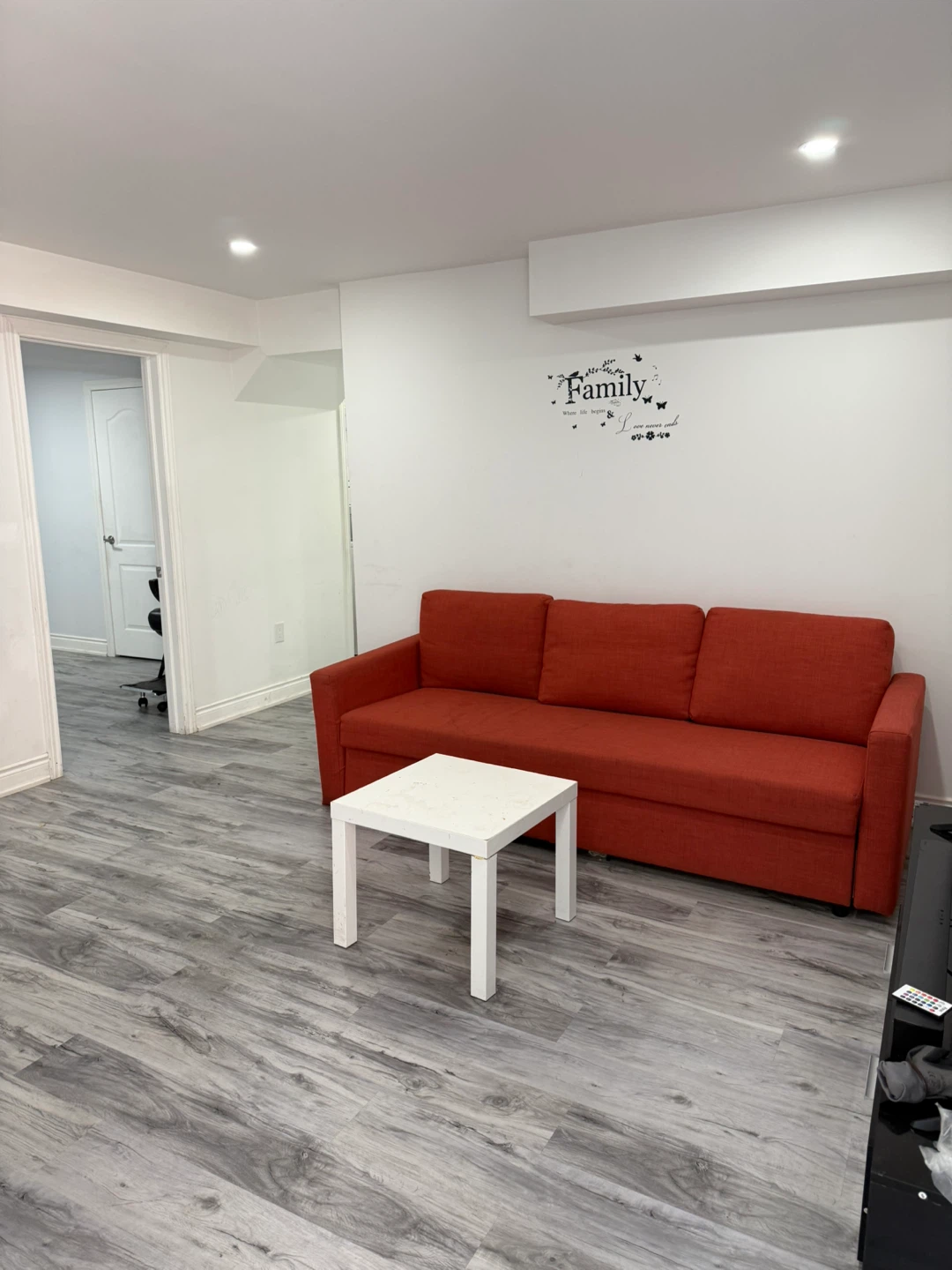 for rent Basement Apartments - photo 4