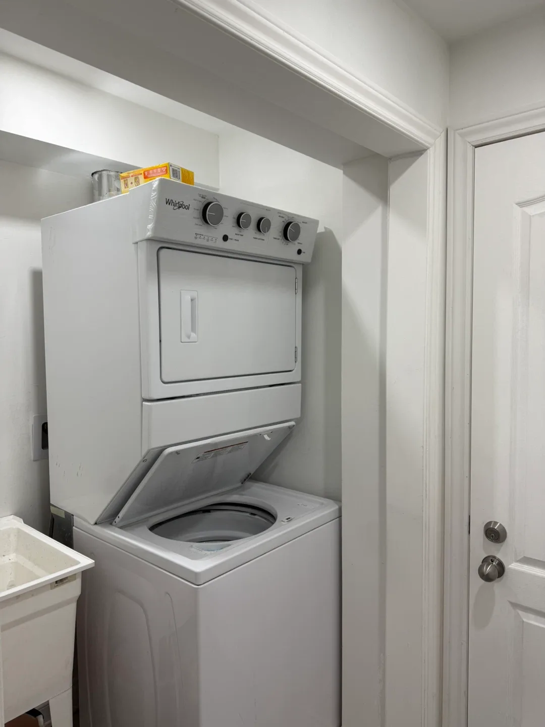 for rent Basement Apartments image indicator(9)