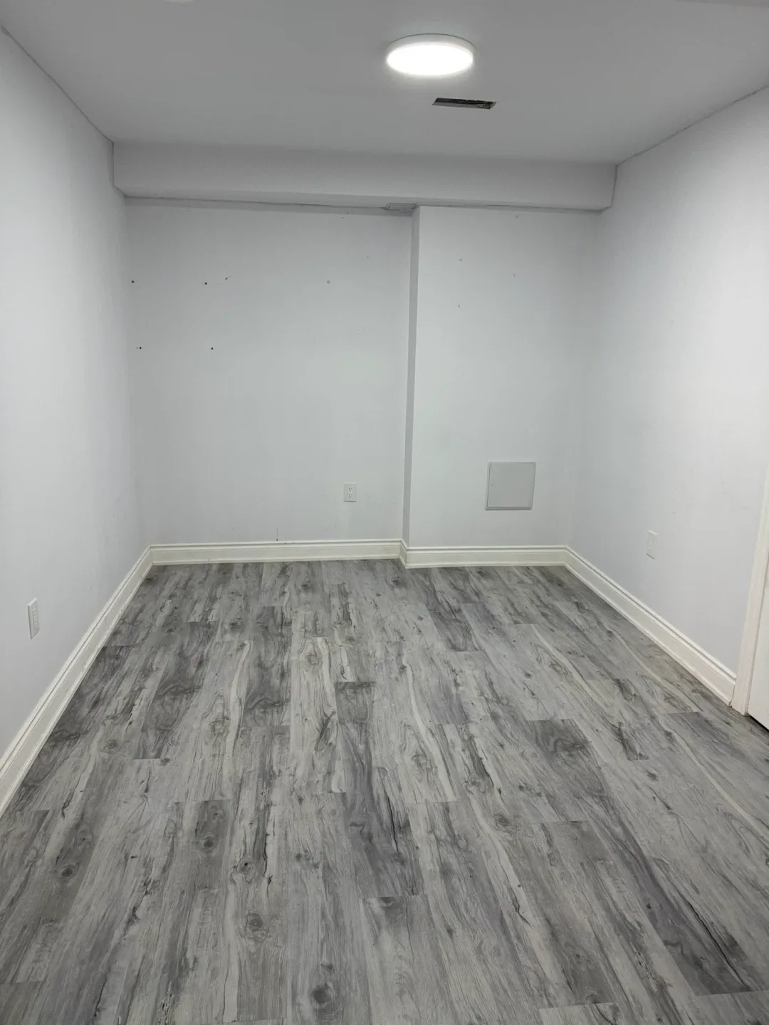 for rent Basement Apartments image indicator(7)