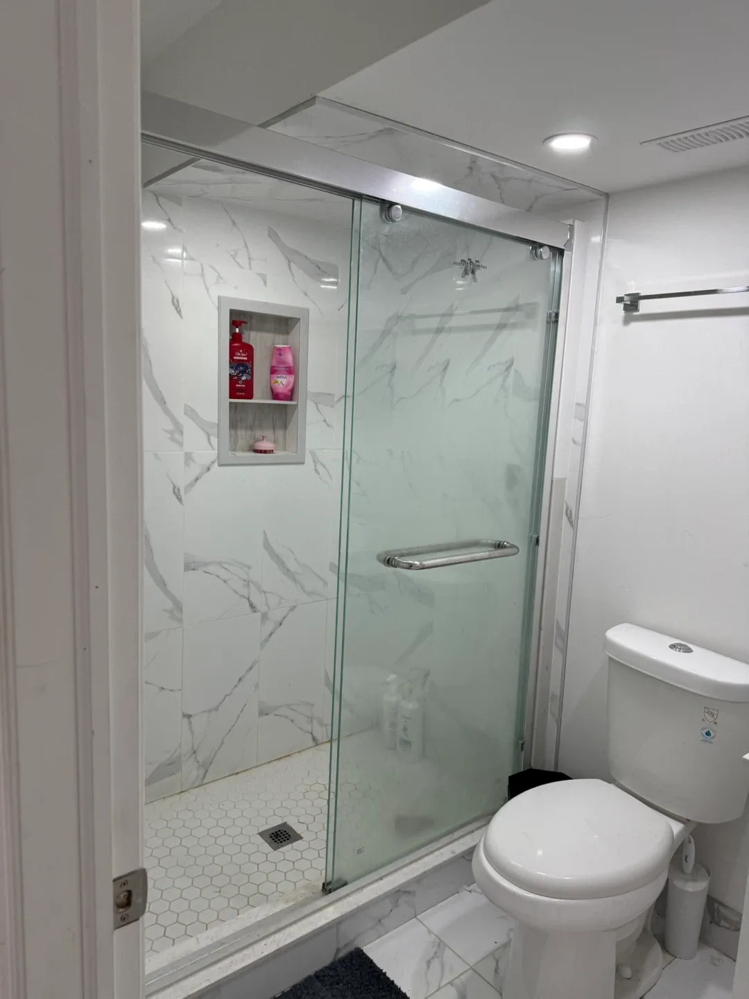 for rent Basement Apartments image indicator(10)