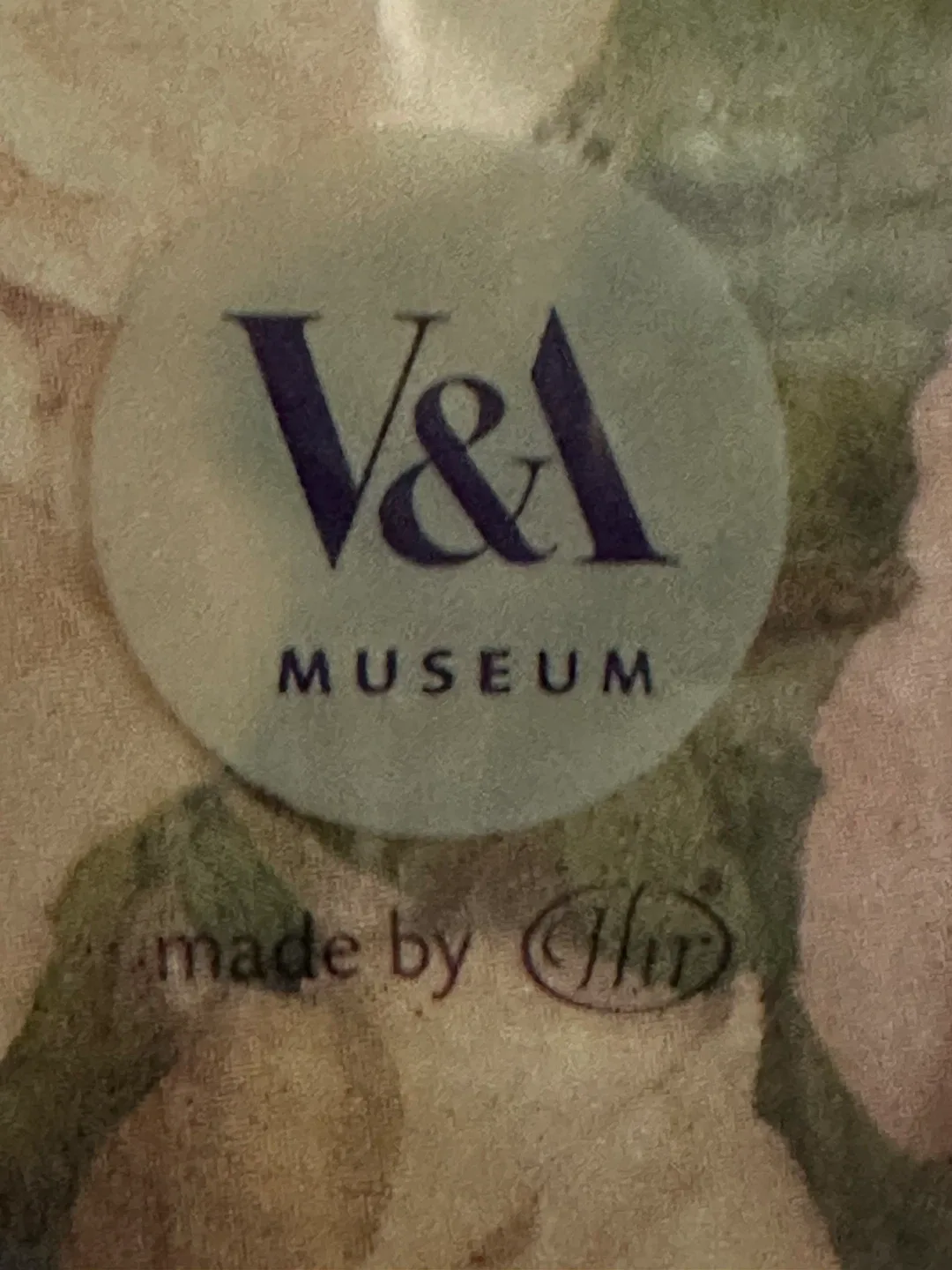 V&A Museum Fairy Rose Cream Napkins - New image indicator(2)
