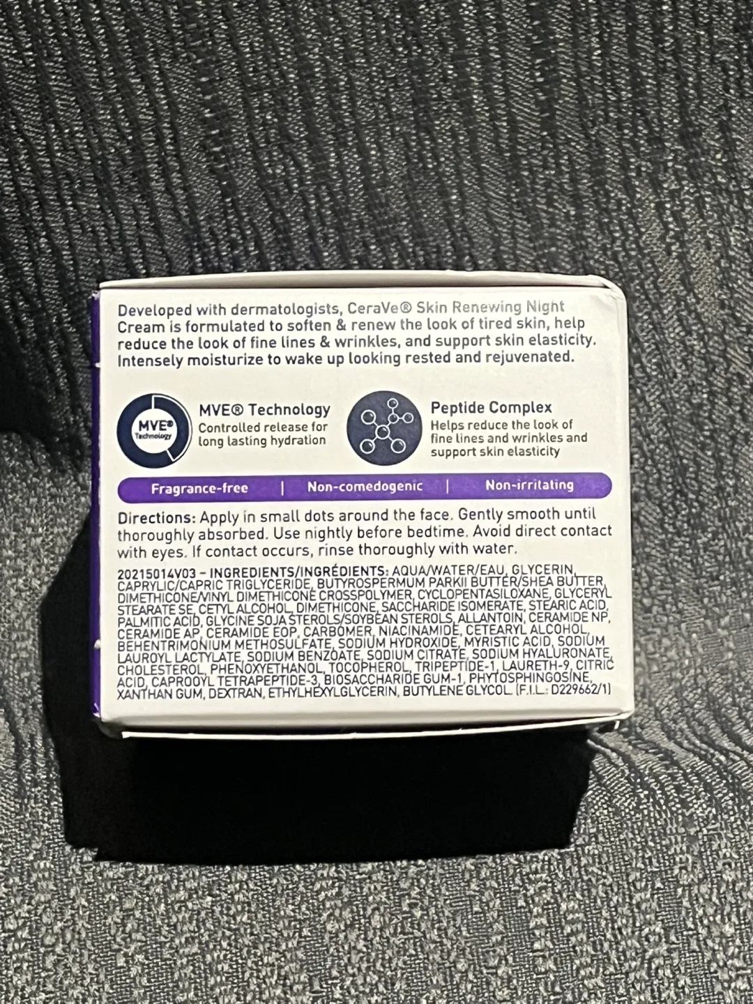 CeraVe Skin Renewing Night Cream image indicator(3)