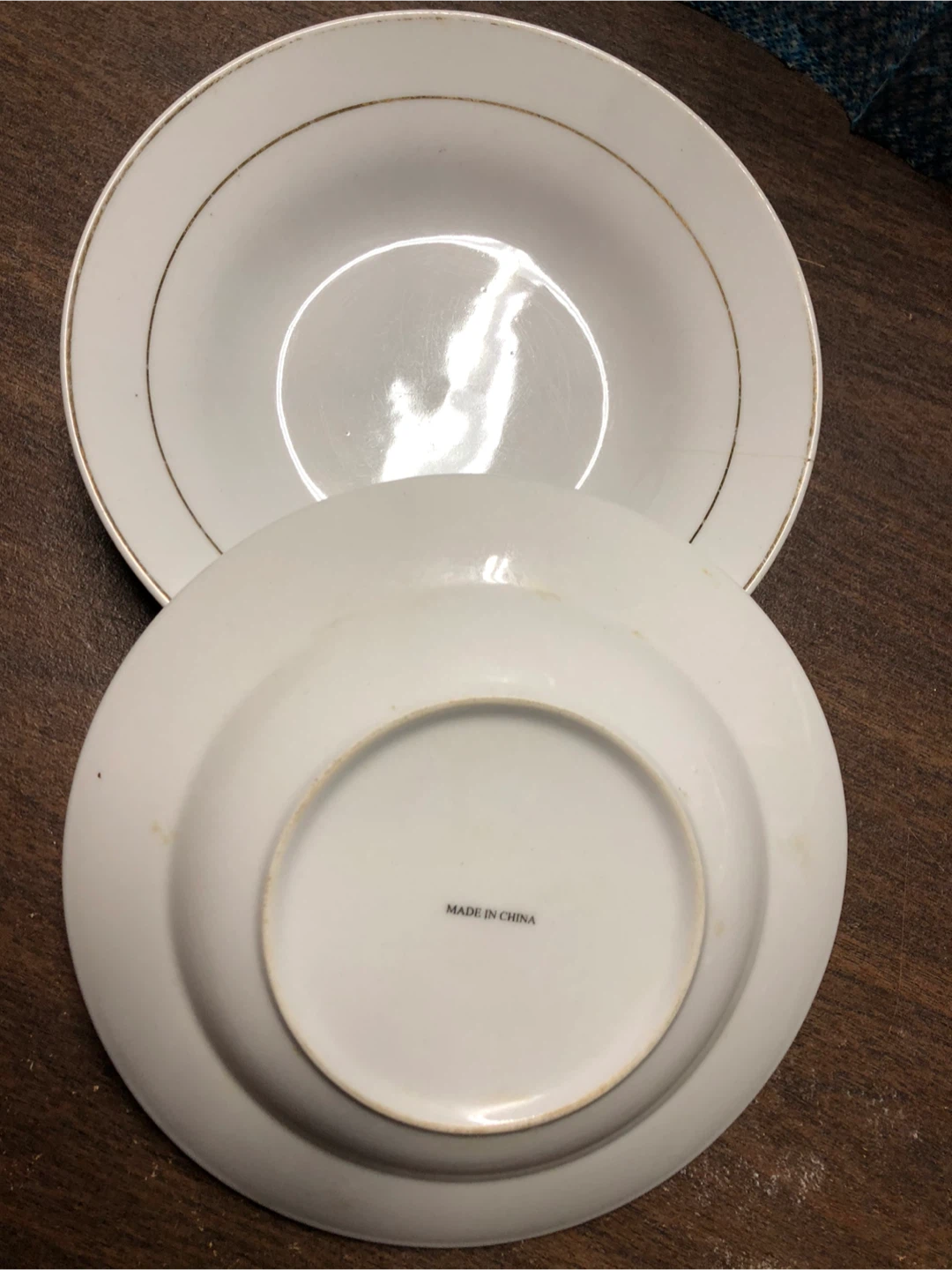 🆓White & Gold Rim Soup Bowls
