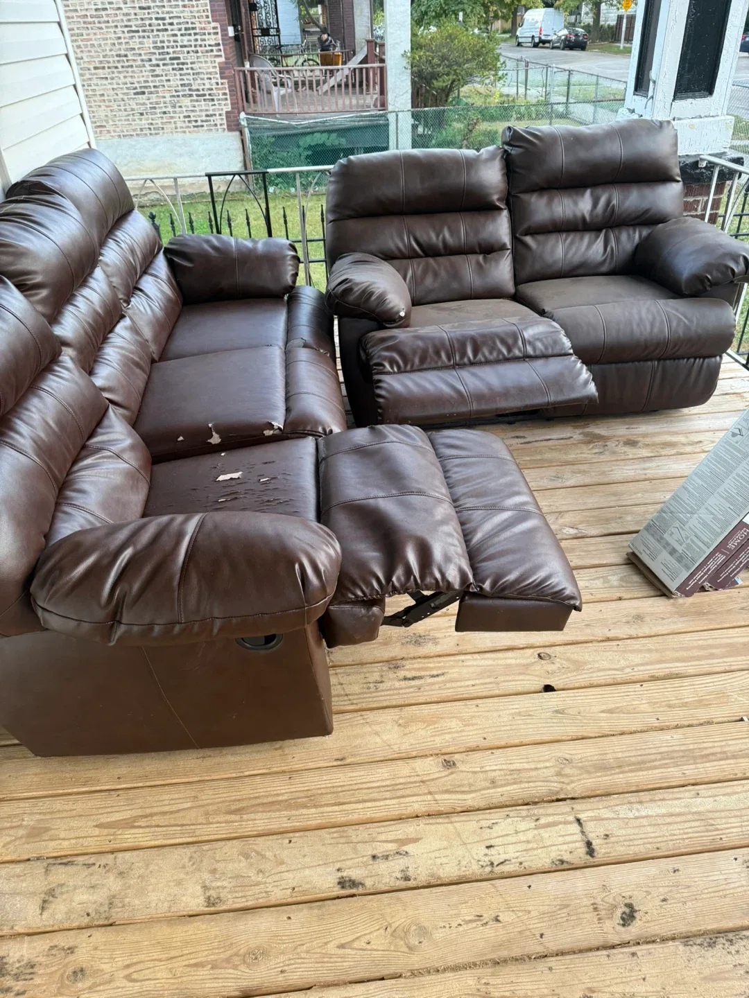 Free freeBrown Leather Reclining Sofa & Loveseat Set image indicator(3)