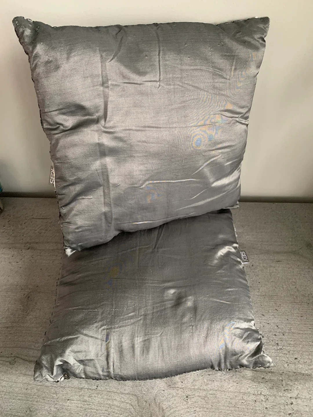 KAS Sequin Decorative Pillows - Set of 2 image indicator(3)