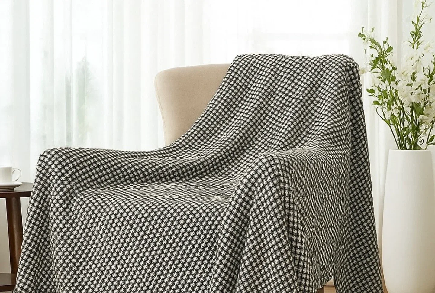 Black and White Throw Blanket