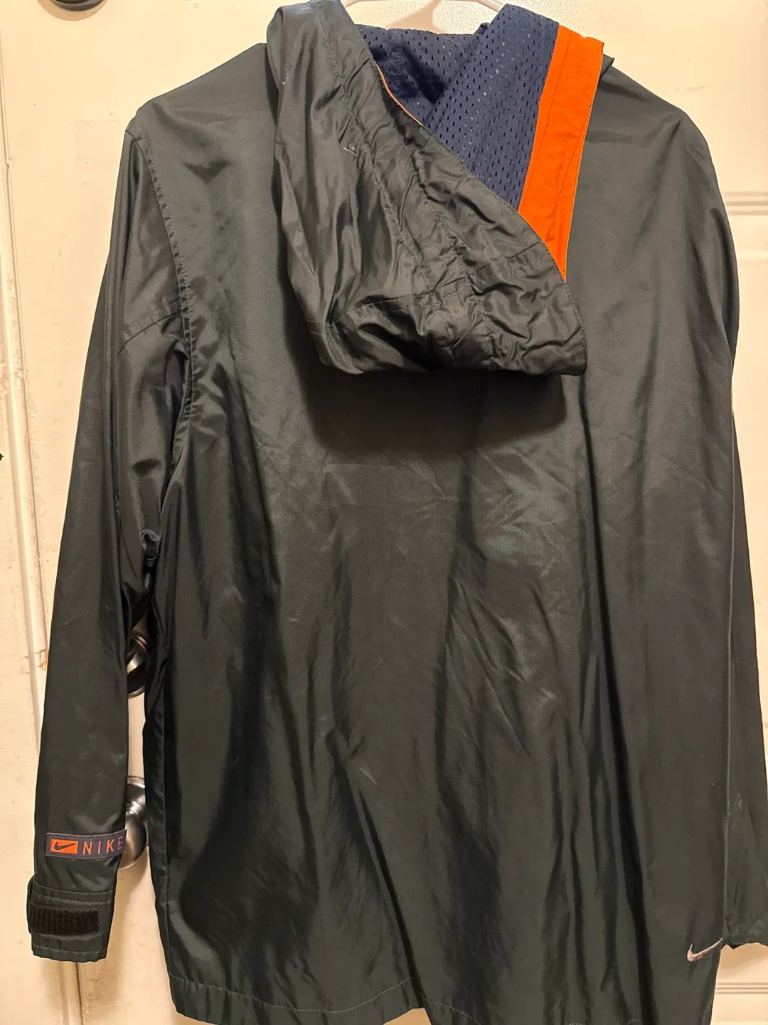 Nike Hooded Rain Jacket L image indicator(3)