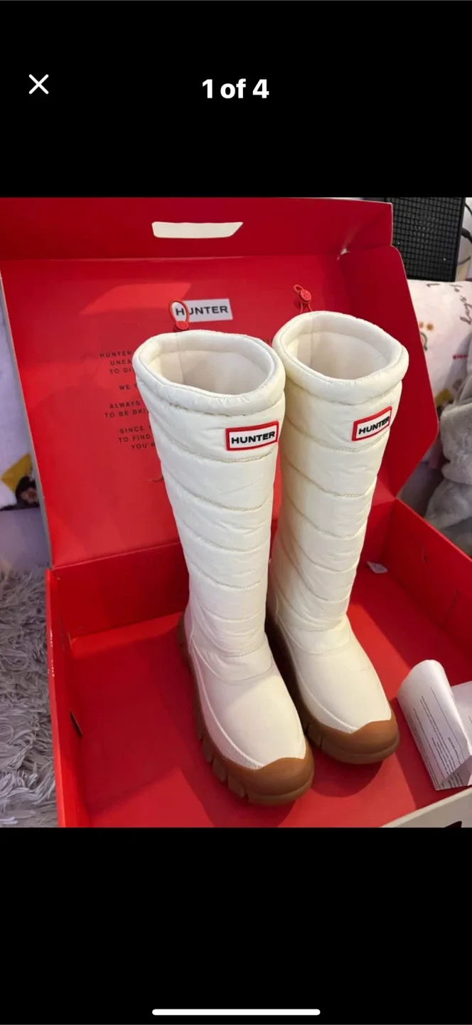 Hunter Snow Boots - White, Size 6 image indicator(2)