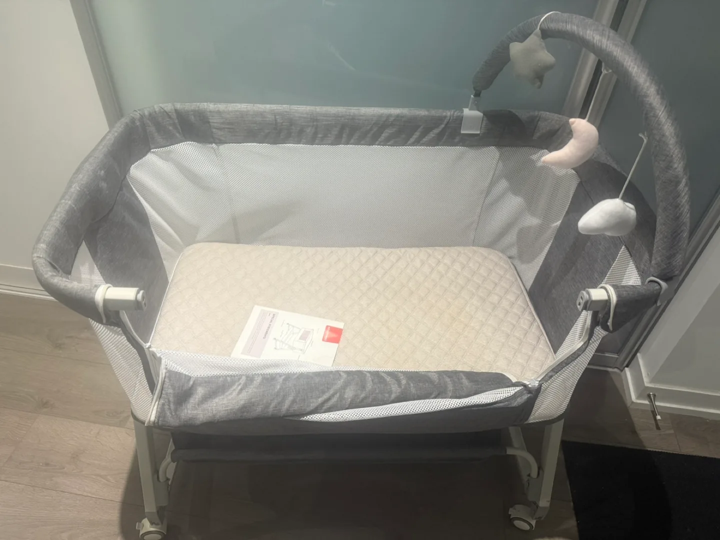 Grey Baby Bassinet with Mobile image indicator(3)