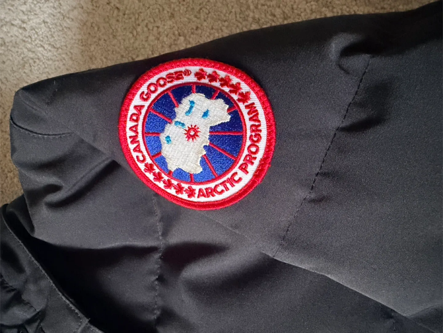 Canada Goose Women’s Chelsea Parka Heritage, Black, Size XS image indicator(3)