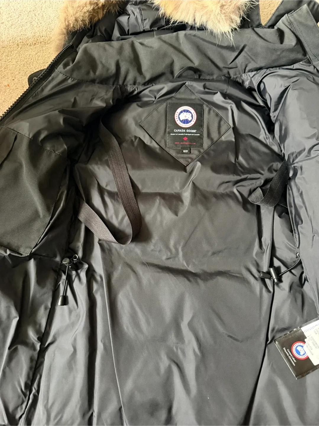 Canada Goose Women’s Chelsea Parka Heritage, Black, Size XS image indicator(4)