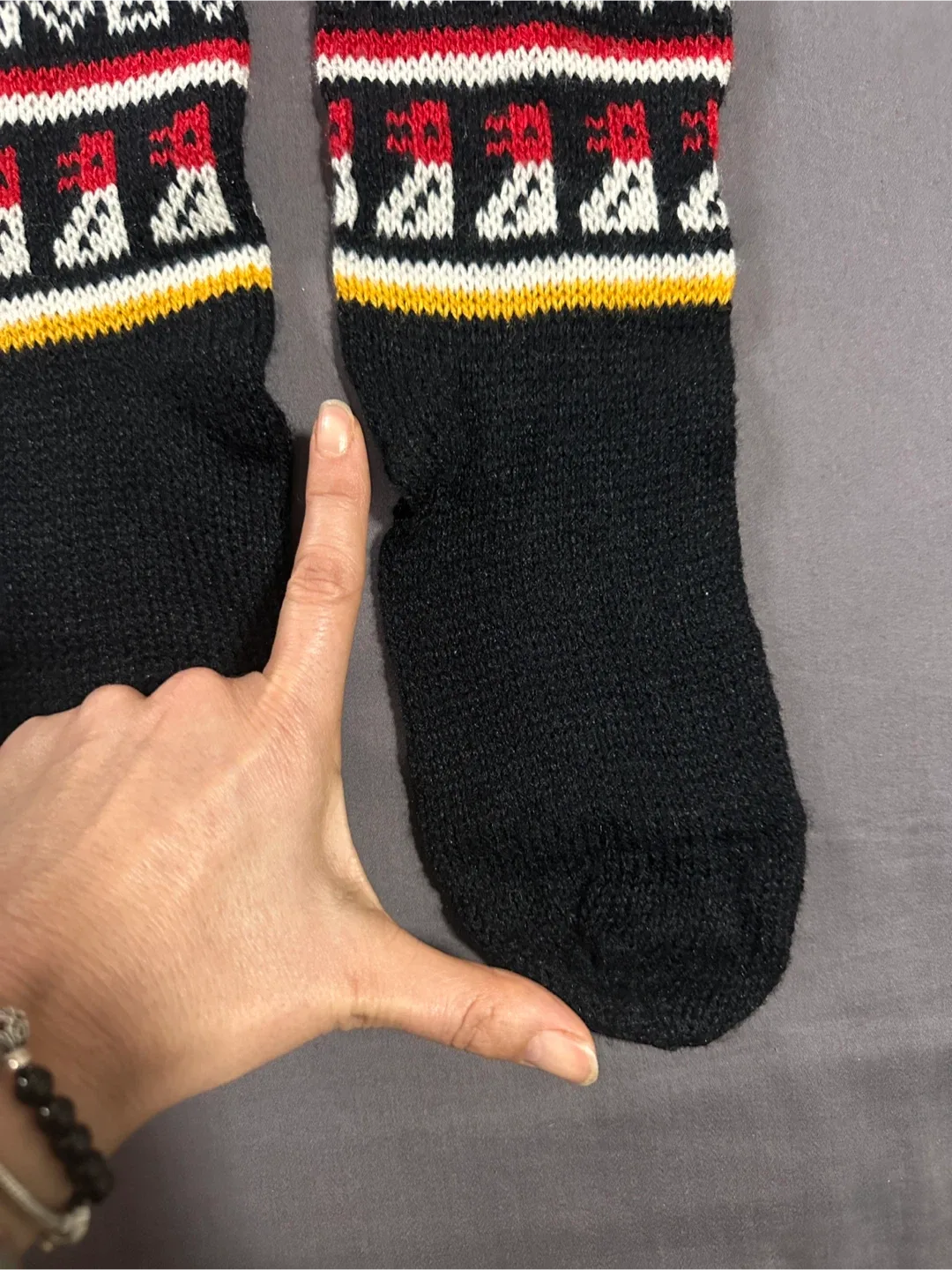 Peruvian Alpaca Socks image indicator(5)