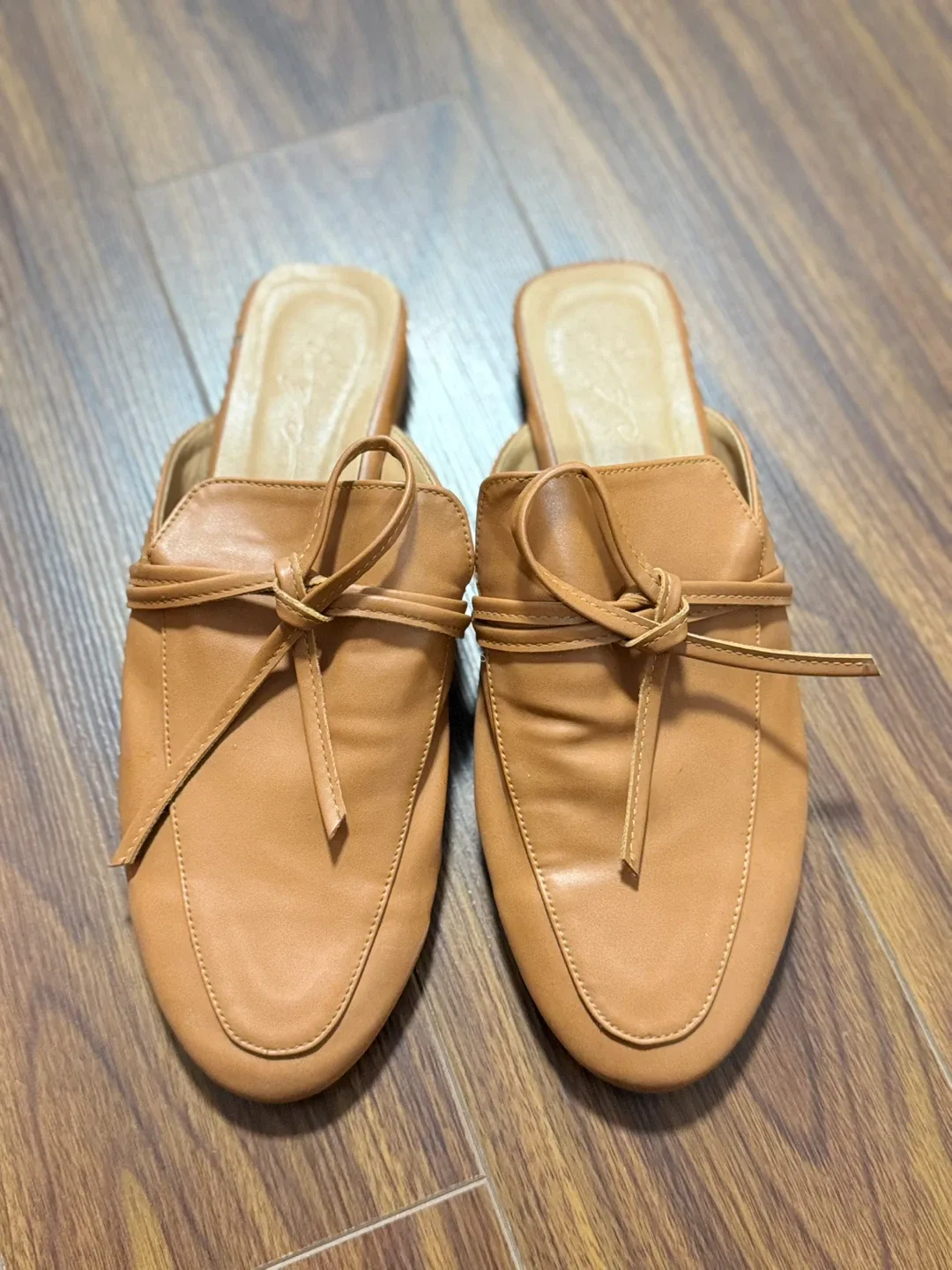 Tan Leather Mules - Size 250 (US 8)