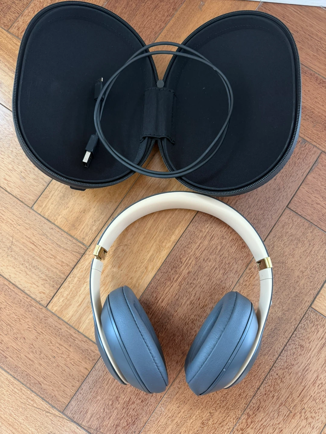 Beats Studio3 Wireless Headphones - Blue - photo 2