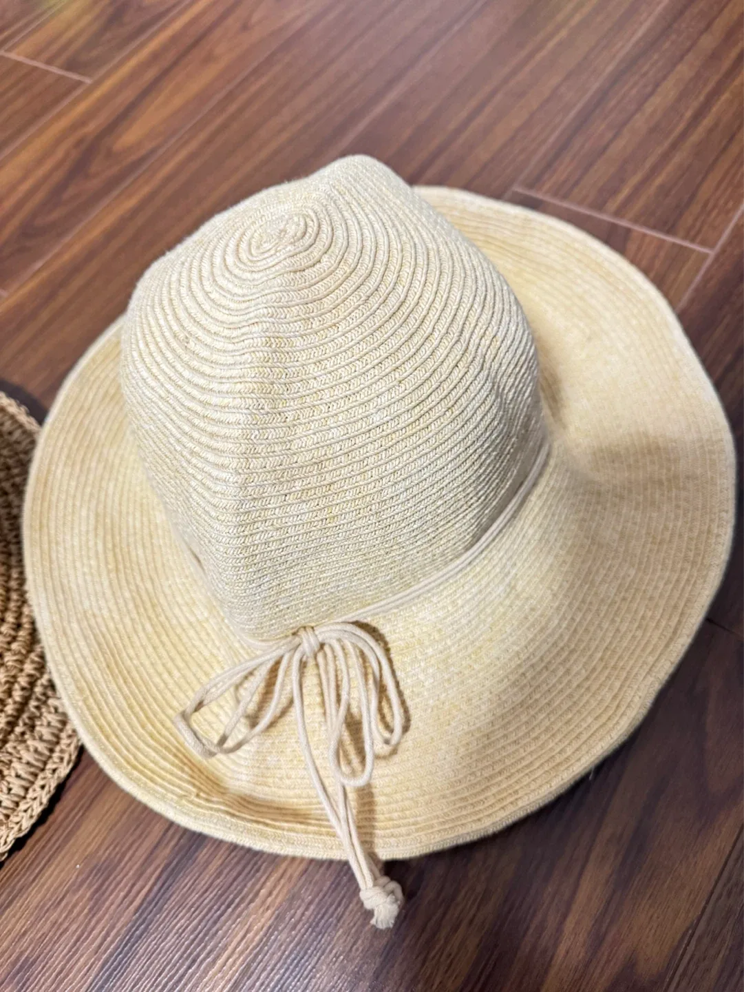 2 Uniqlo Straw Hats - One Size image indicator(2)
