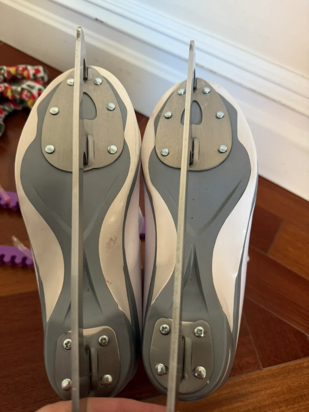 Jackson SoftSkate Ice Skates - Size 7 image indicator(6)