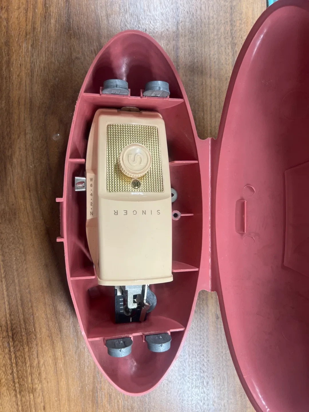 Vintage Singer Sewing Button Machine in Case image indicator(2)