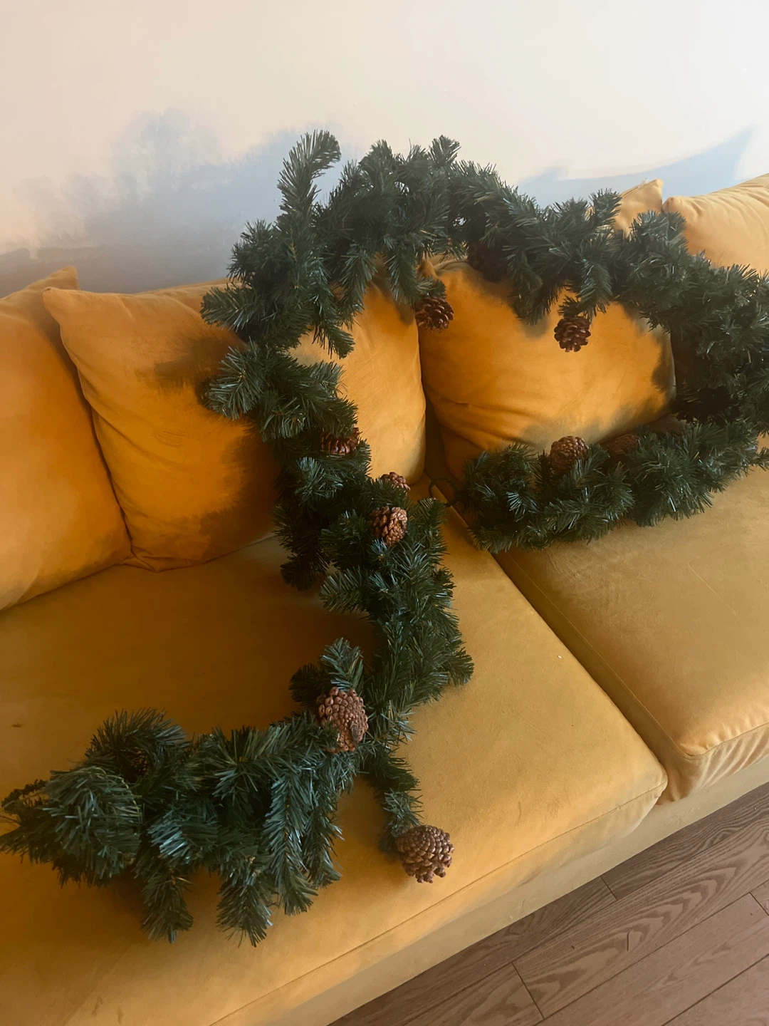 Christmas Garland with Pinecones - photo 2