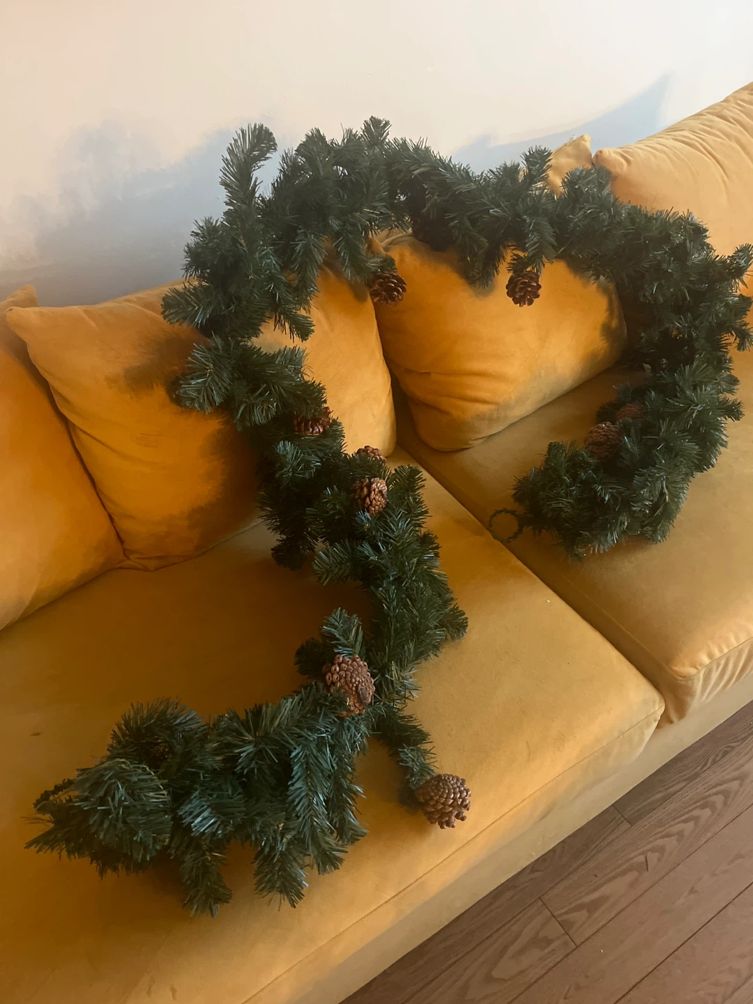 Christmas Garland with Pinecones - photo 3