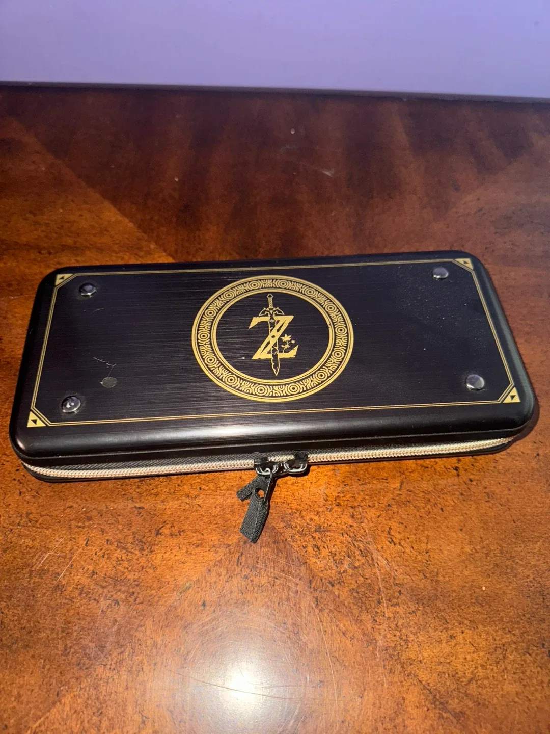 Nintendo Switch OLED with Zelda Case + Games image indicator(5)