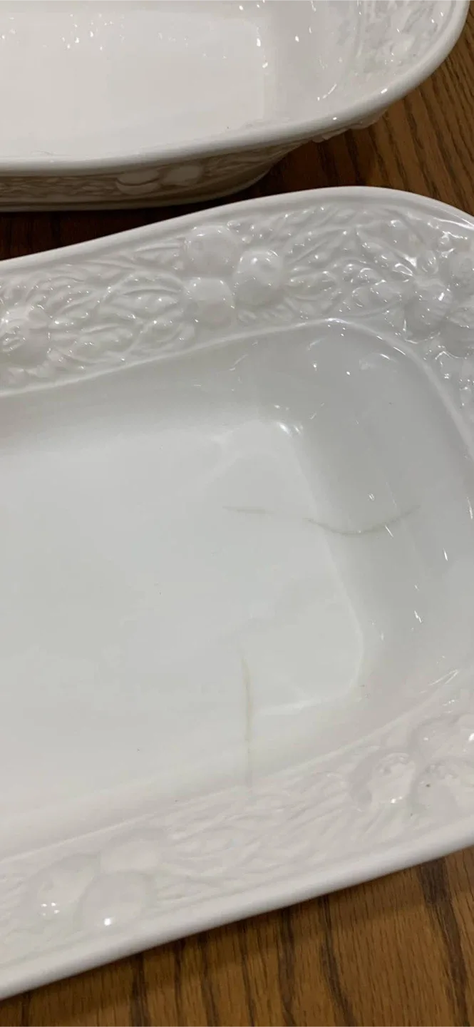 CWC Embossed white Oblong dish Italy -2 image indicator(4)