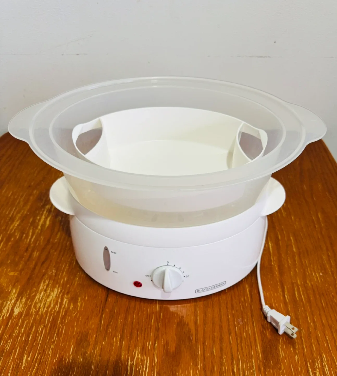 Black+Decker 4 Quart Steamer & Rice Cooker image indicator(2)