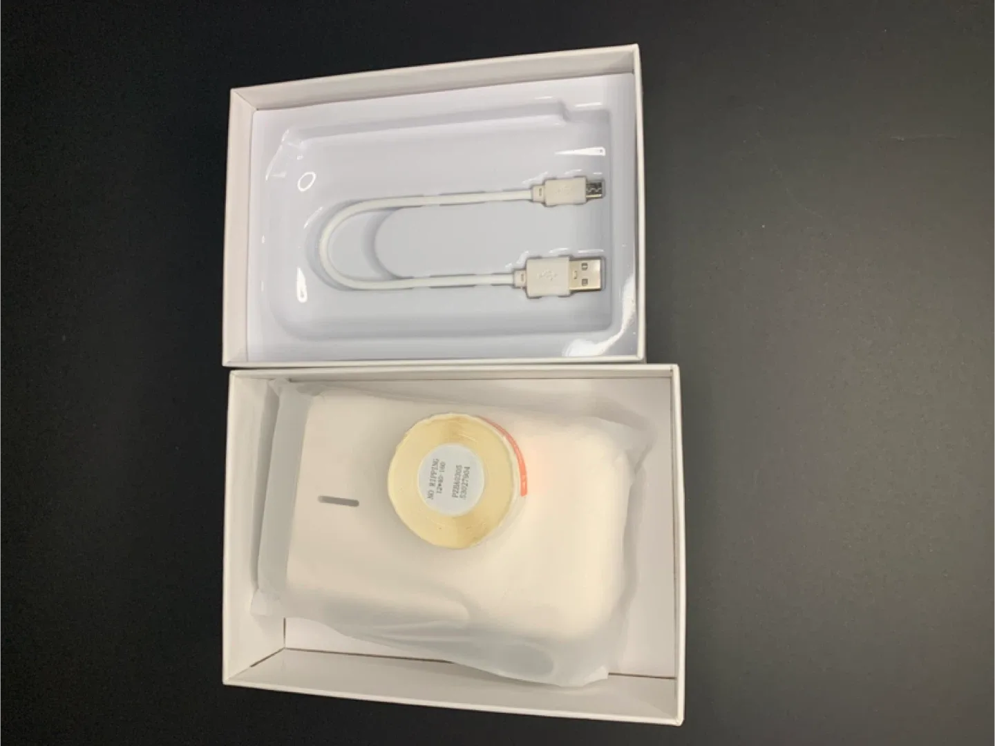 Niimbot D11 Portable Thermal Label Maker - White image indicator(3)