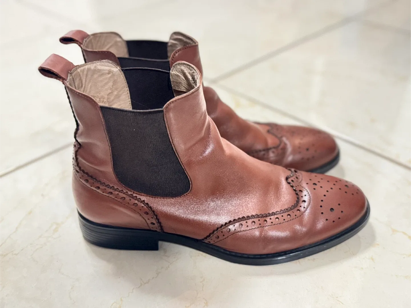 Beau Brown Leather Chelsea Boots image indicator(2)