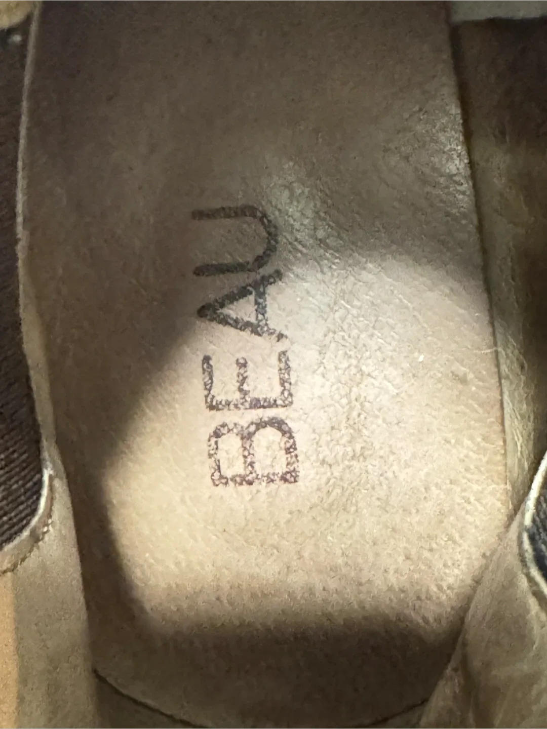 Beau Brown Leather Chelsea Boots image indicator(5)