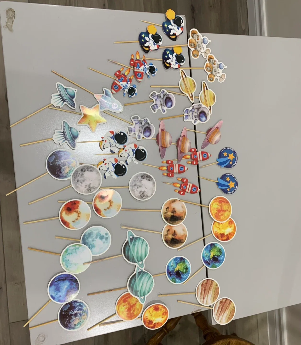 Space Theme table cloth, cupcake and dessert cup toppers image indicator(7)