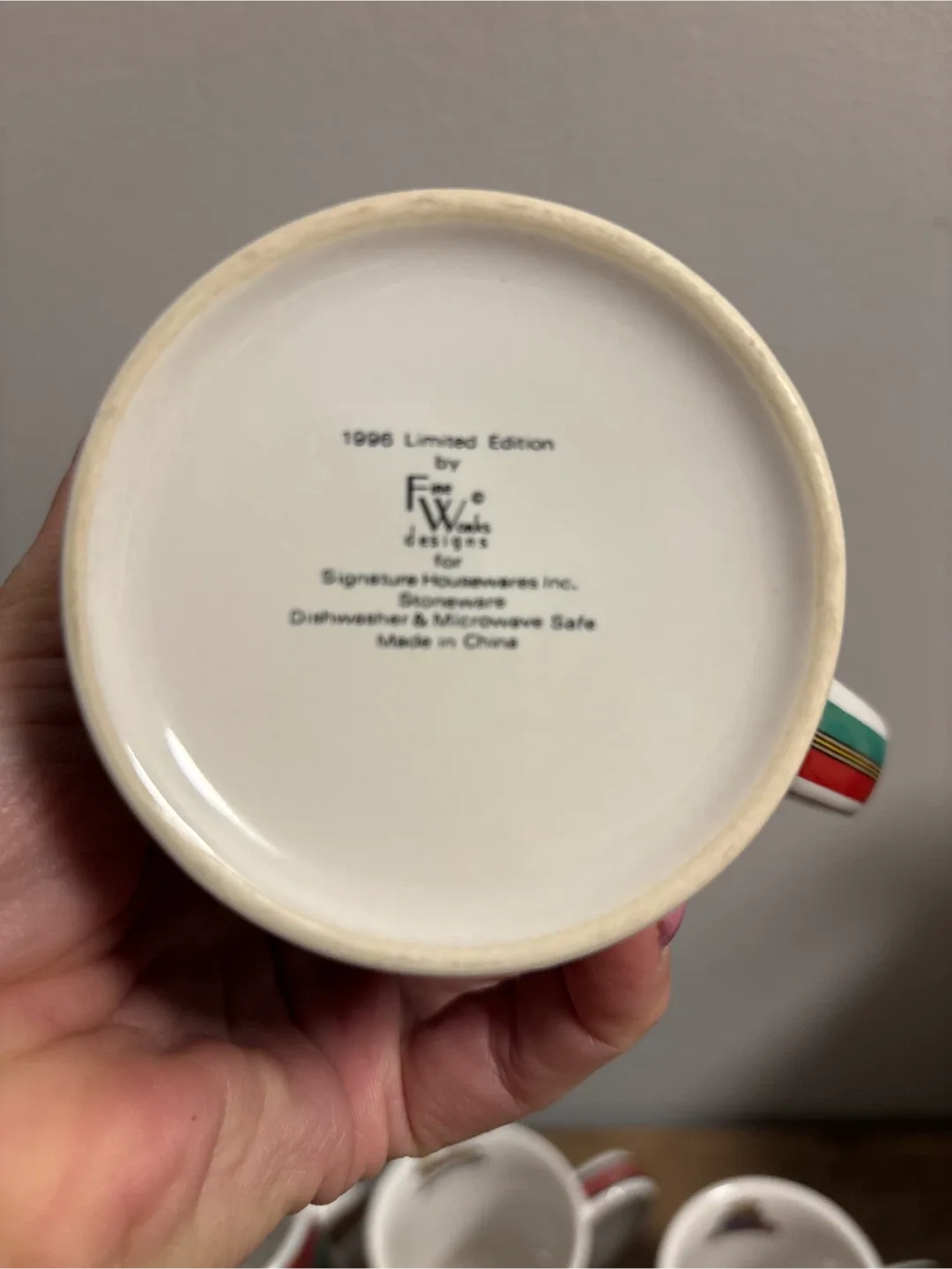 Classics Christmas Mug Set of 4 image indicator(6)