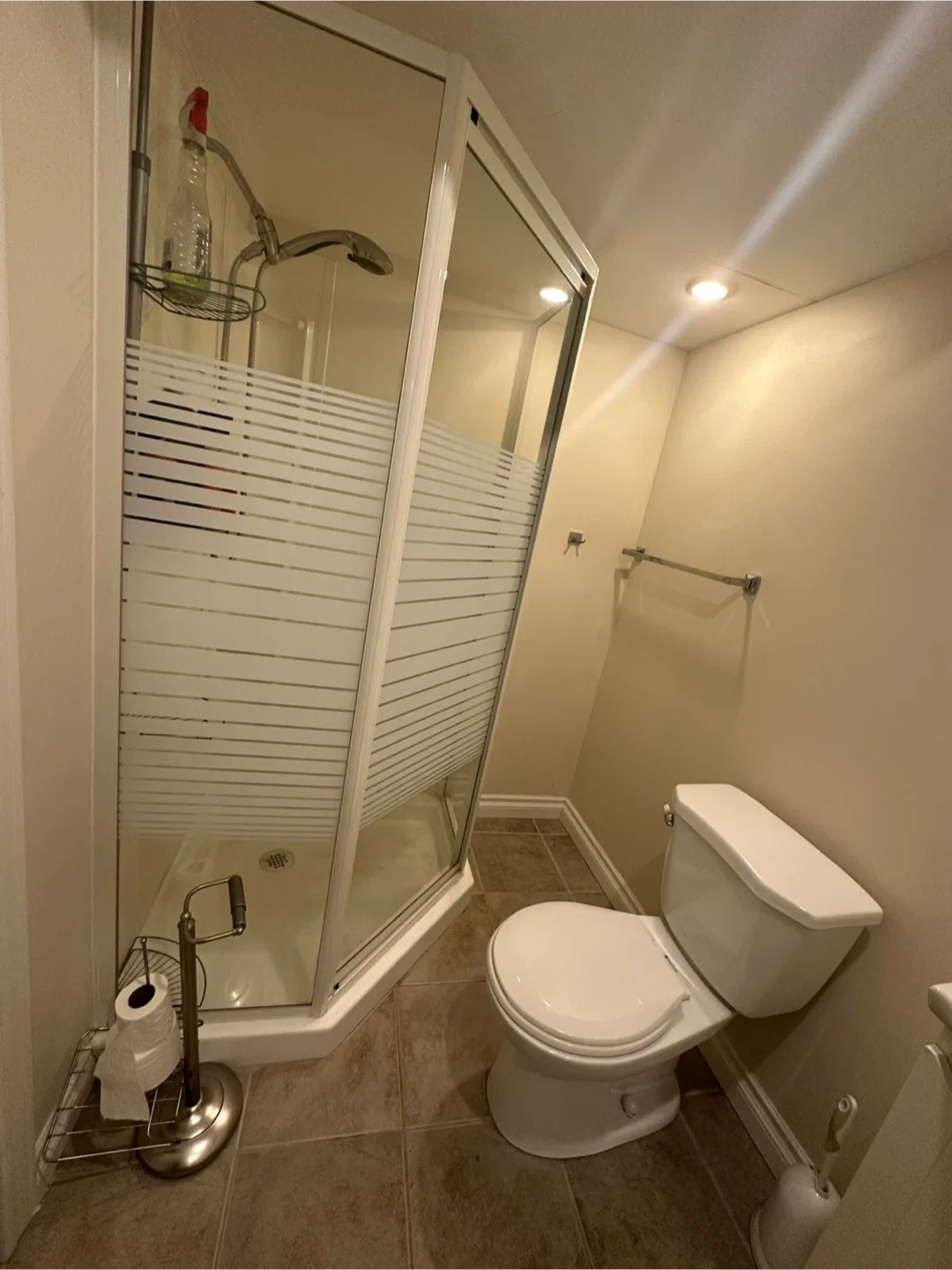 Brampton Basement for Rent image indicator(4)