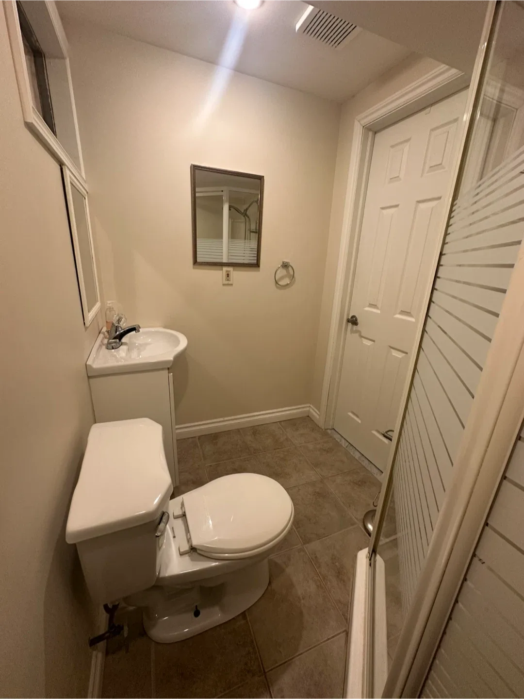 Brampton Basement for Rent image indicator(5)