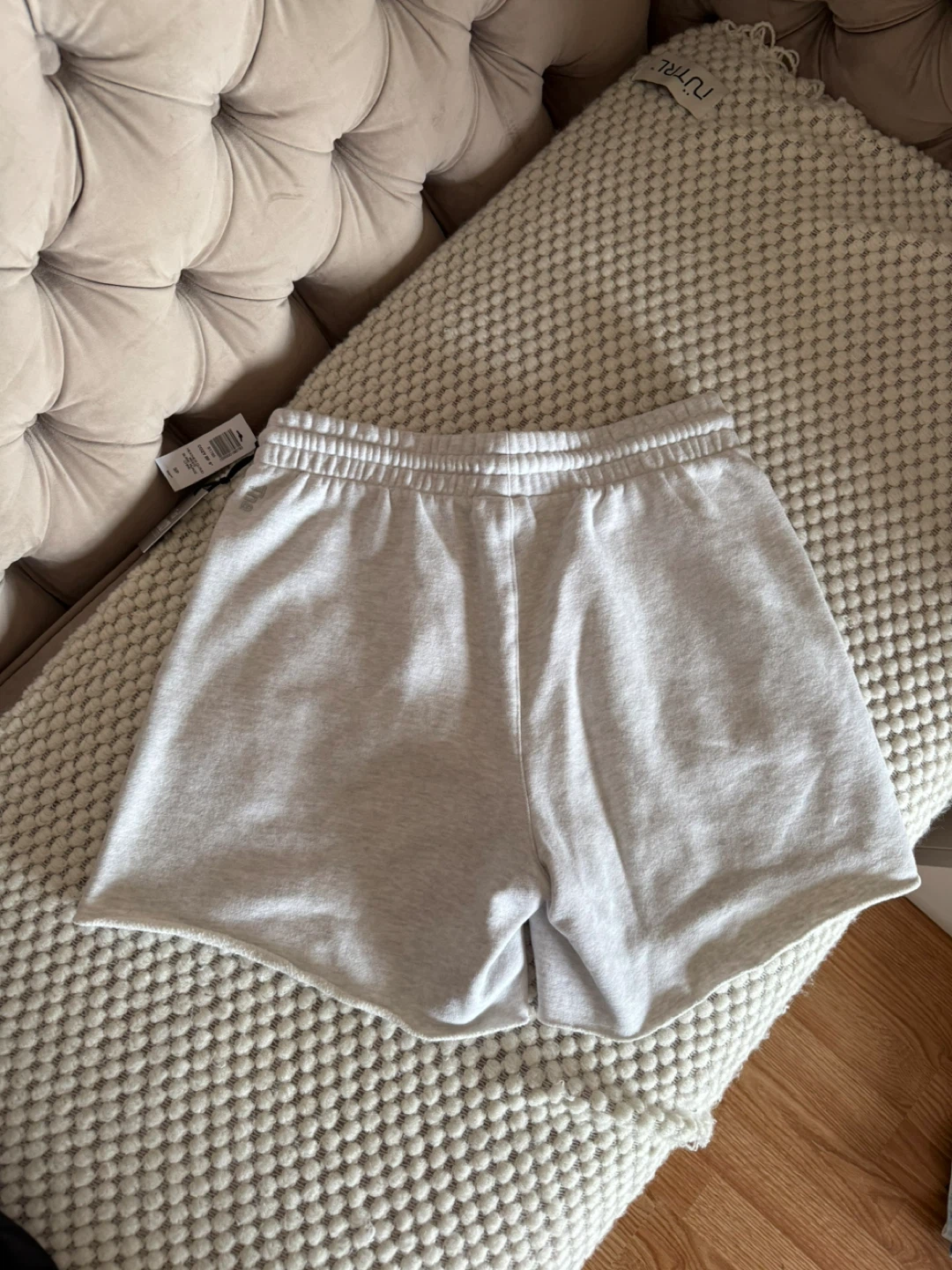 Tna Cozy Fleece Shorts - Size Small - photo 2