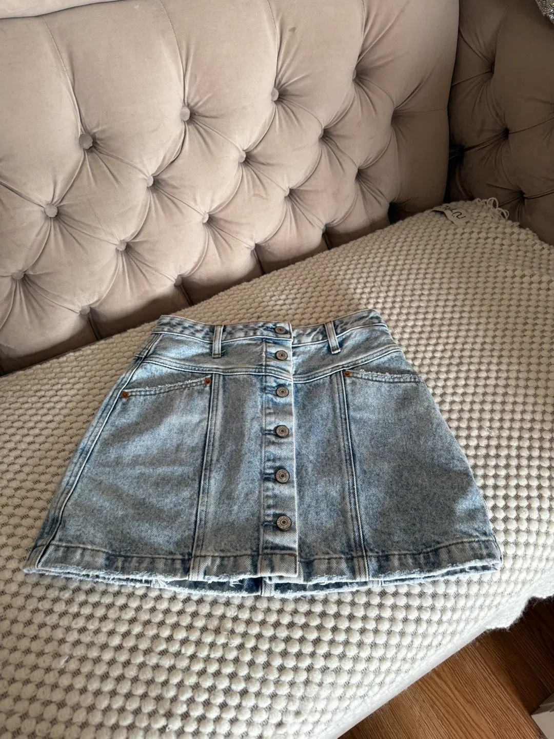 Abercrombie & Fitch Denim Skirt - Size 26
