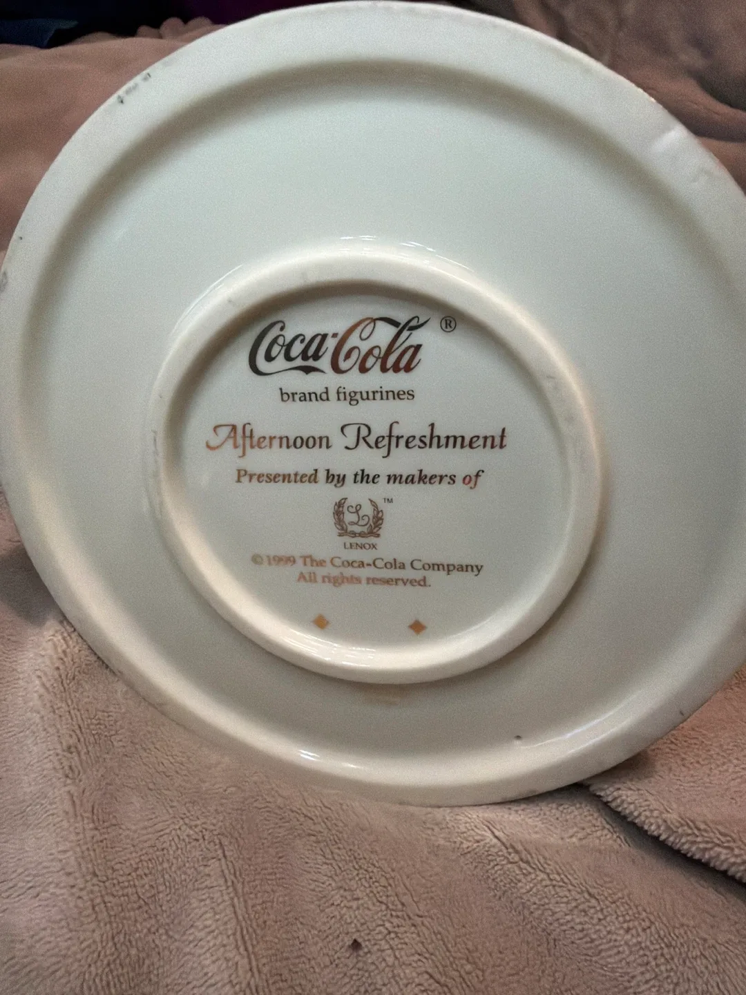Coca-Cola Lenox Afternoon Refreshment Figurine image indicator(4)