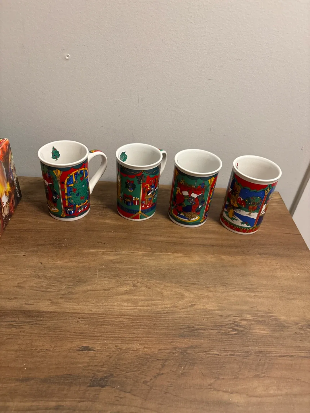Christmas Holiday Mugs - Set of 4 and 12 OZ image indicator(5)
