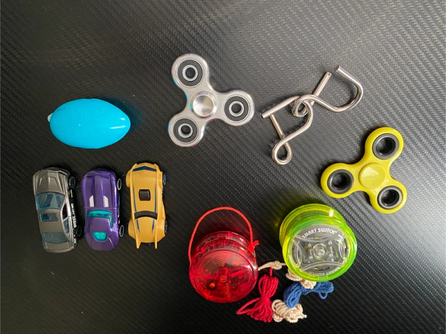 Mixed Lot of Toys: Cars, Fidget Spinners, Puzzle